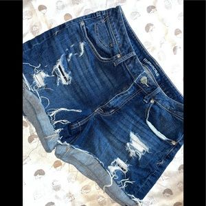 Maurice’s size 10 shorts